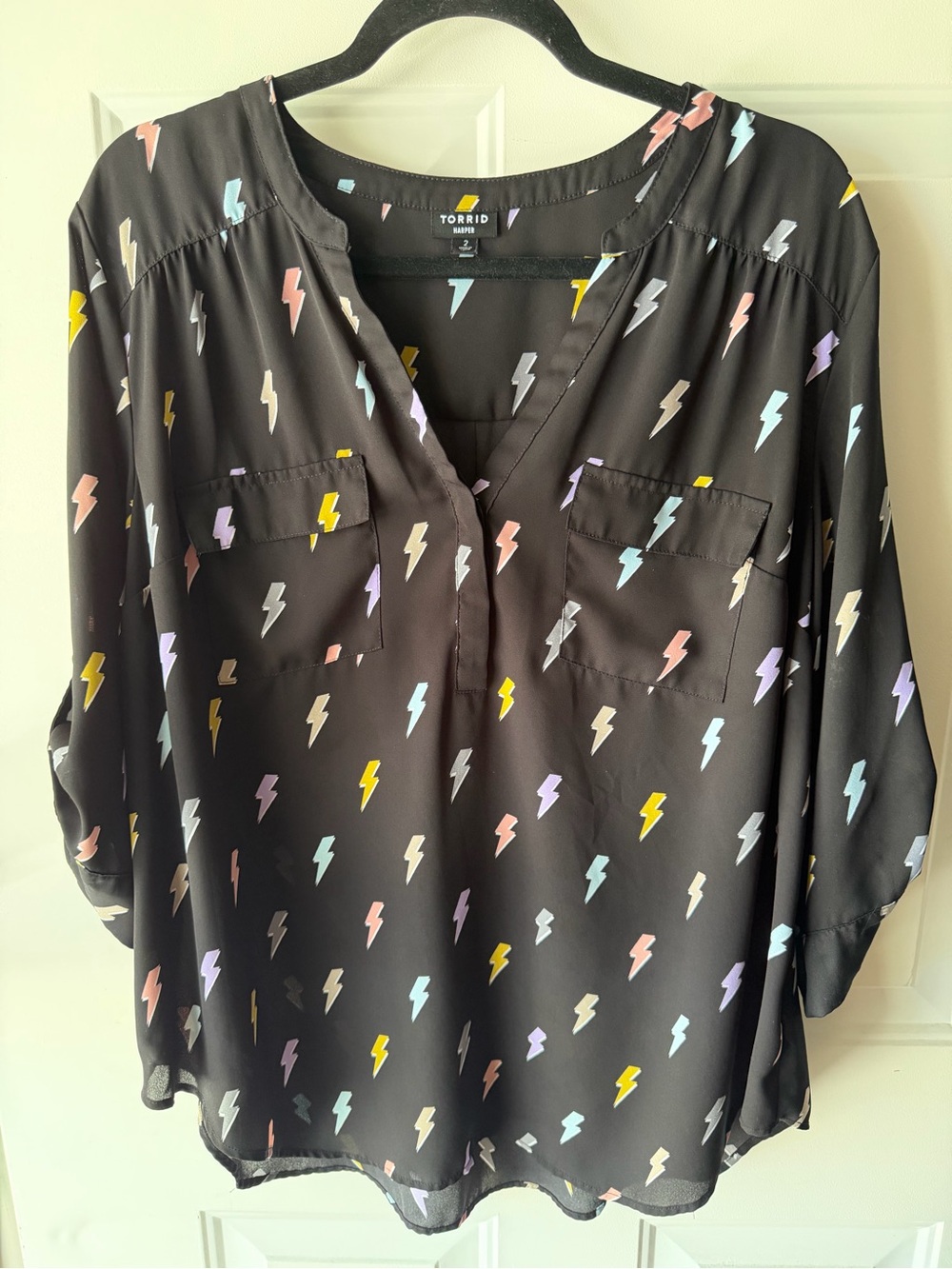 torrid 2X Black Multicolor Lightning Bolt Blouse